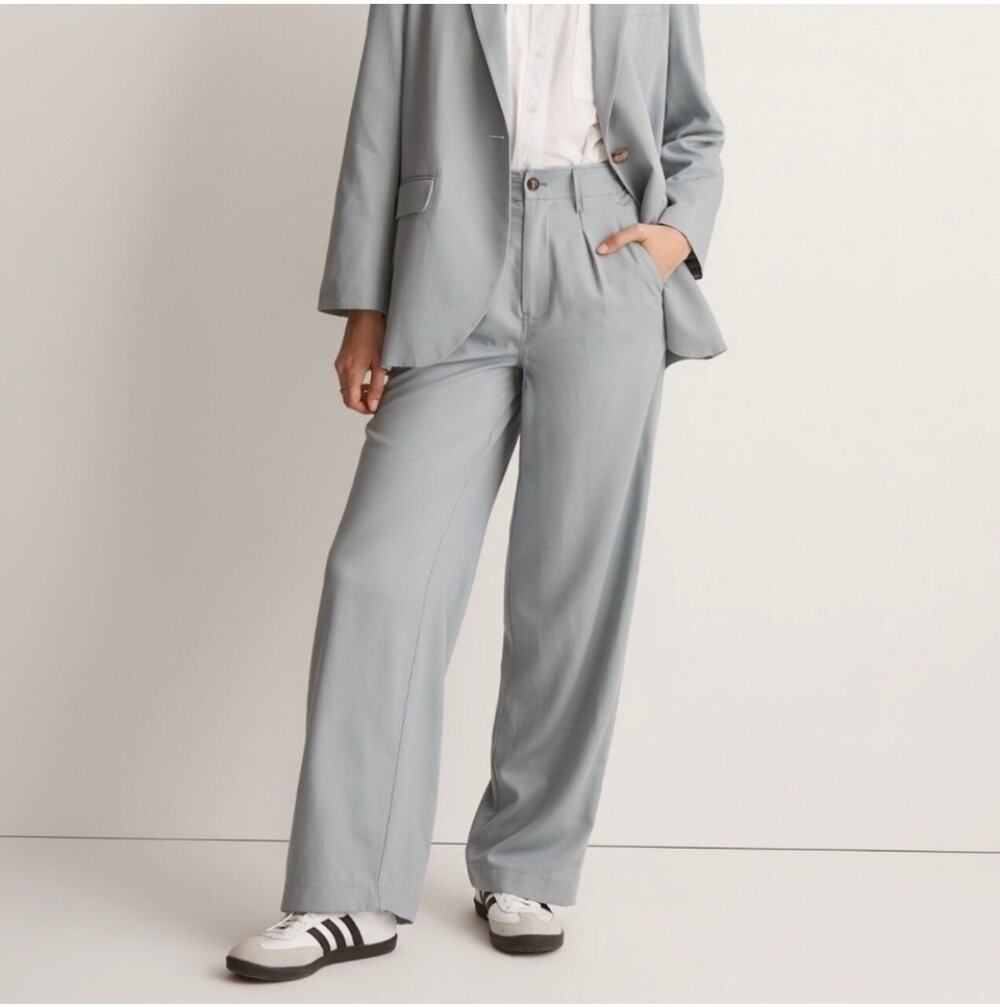 Madewell Pants Womens 8 Petite Blue Overcast Neale Straight Leg Drapeweave Pleat
